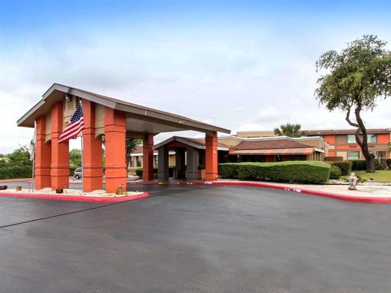 Quality Inn & Suites I-35 Near Frost Bank Center San Antonio Esterno foto