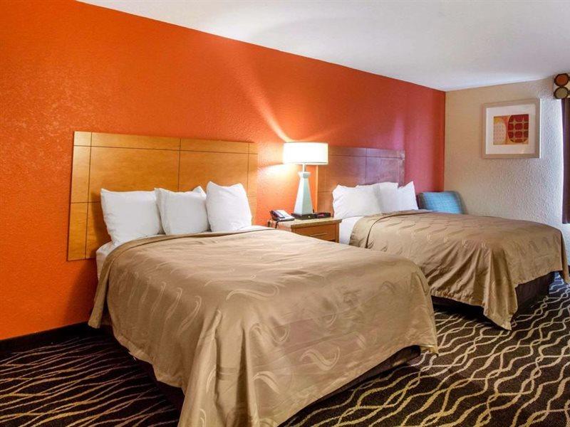 Quality Inn & Suites I-35 Near Frost Bank Center San Antonio Esterno foto