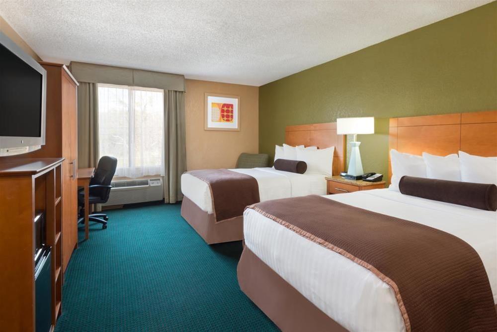 Quality Inn & Suites I-35 Near Frost Bank Center San Antonio Esterno foto